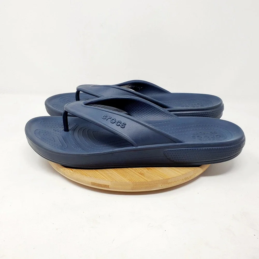Crocs Sandals Mens 11 Blue Slip‎ On Classic II Flip Flop Sandals Pool Beach Blue